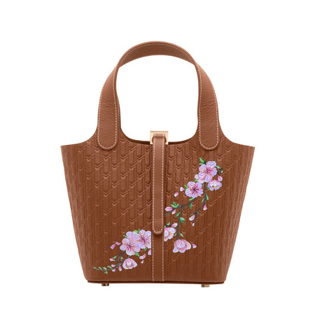 تان / ساكورا