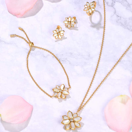 لوتس / عُقد اللؤلؤ باللون الذهبي