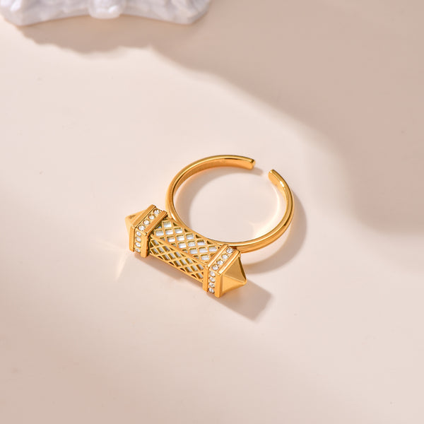 Tassel / Ring Pearl Gold