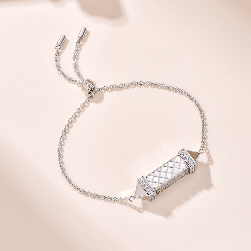 تاسل / اسوارة اللؤلؤ باللون الفضي