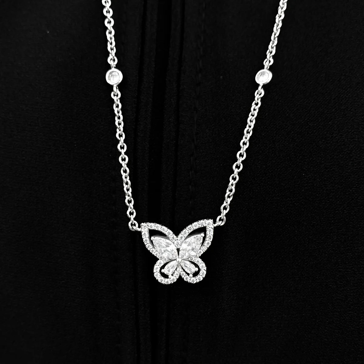 Butterfly / Necklace Silver