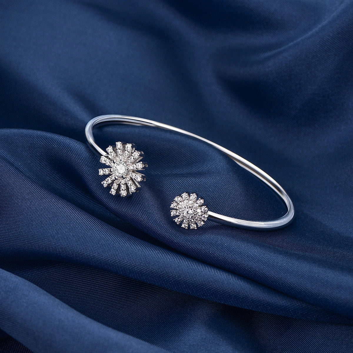 Charming Sunflower / Bangle Silver