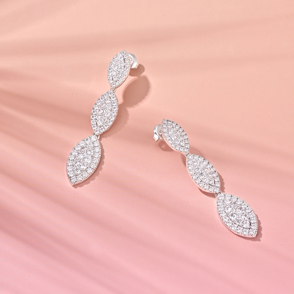 Daisy Leaf / Earrings Silver