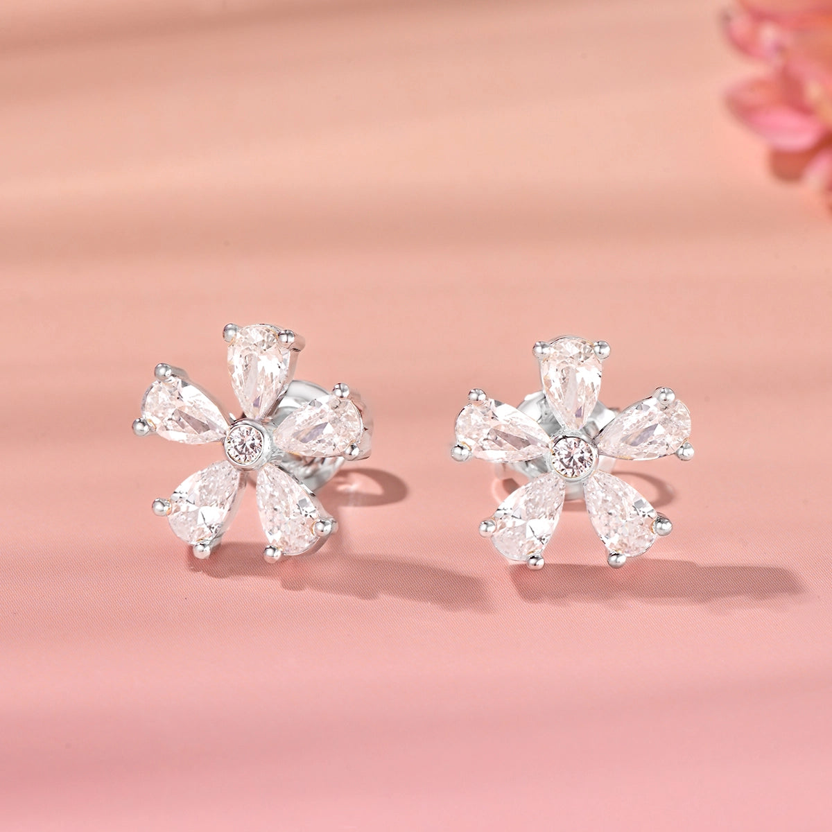 Daisy Flower / Earrings Silver