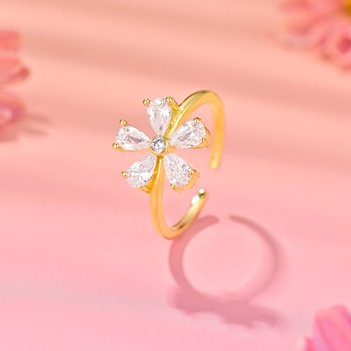 Daisy Flower / Ring Gold