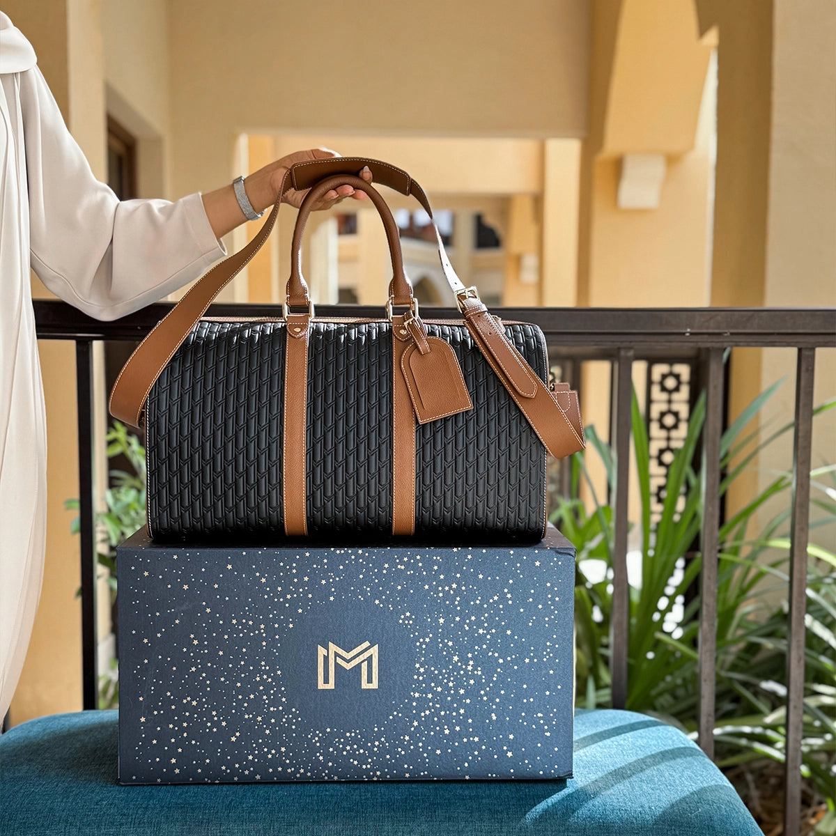 دفل باغ / اسود و تان