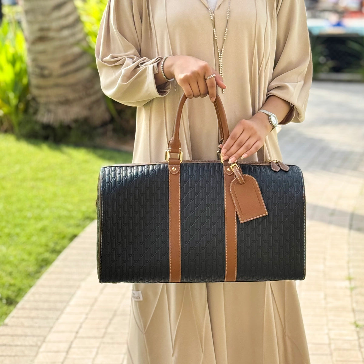 دفل باغ / اسود و تان