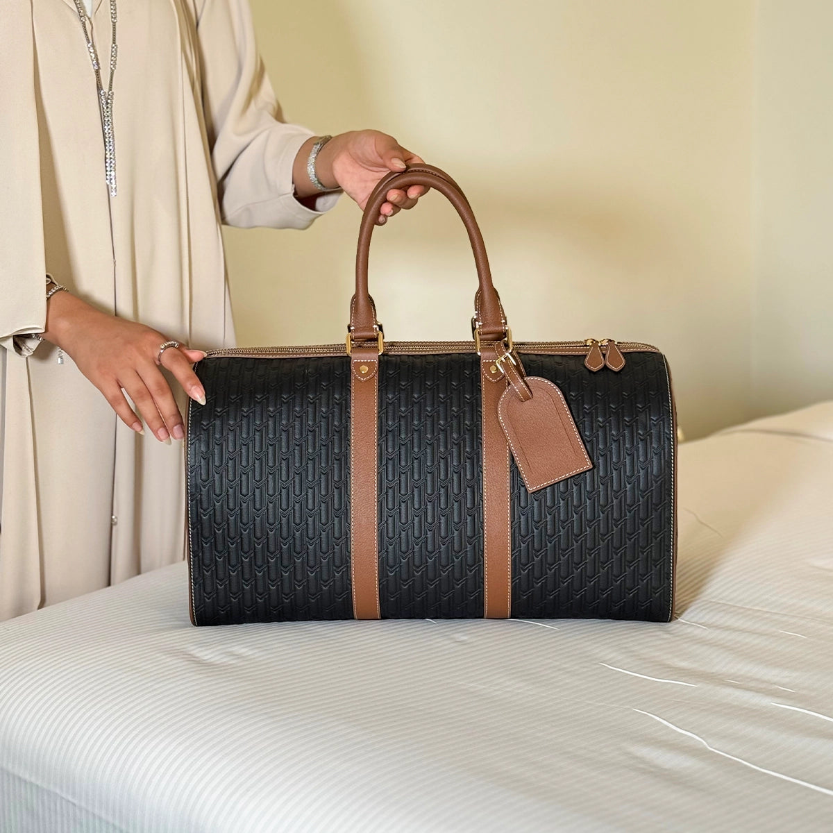 دفل باغ / اسود و تان