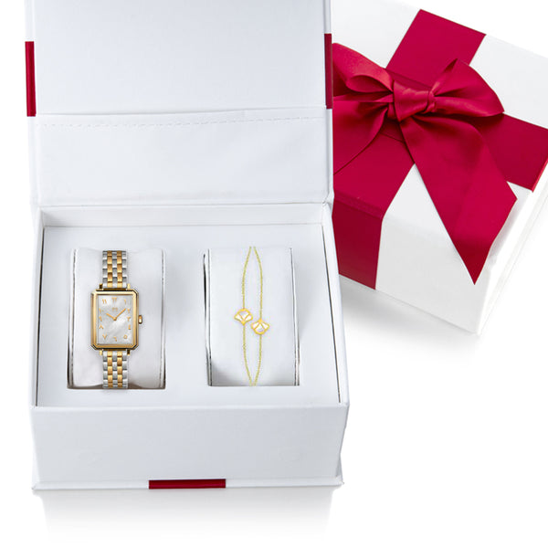 Latifa / Tulip Pearl Gold Bracelet - Gift Box