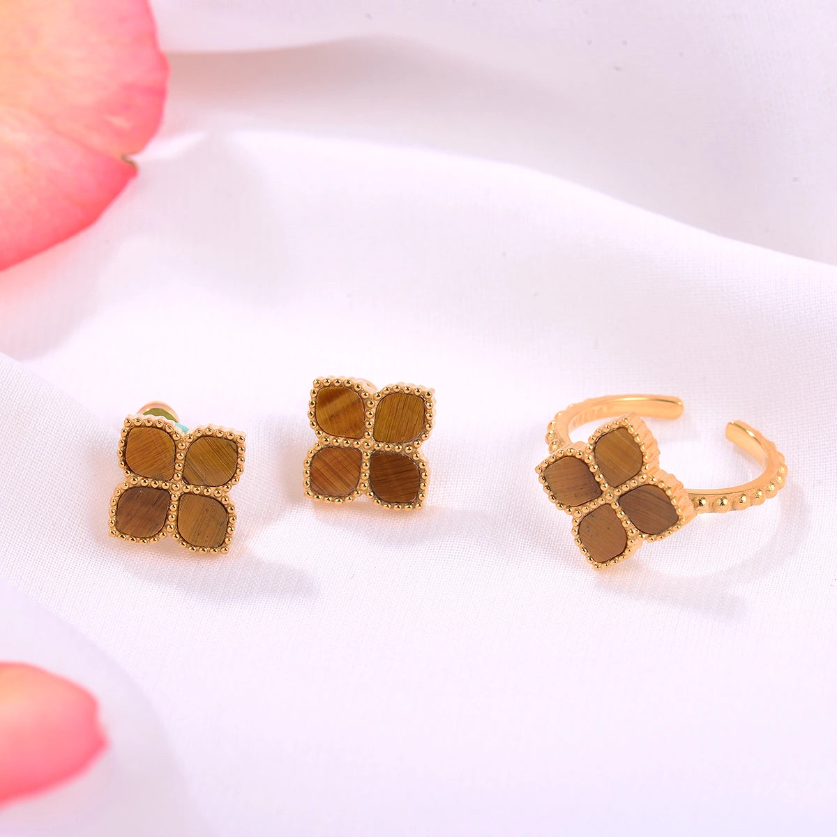 Joory / Earrings Tiger Eye Gold