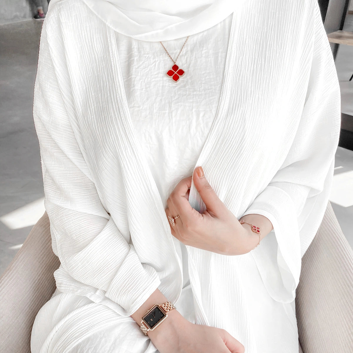 Joory / Necklace Red Rose Gold