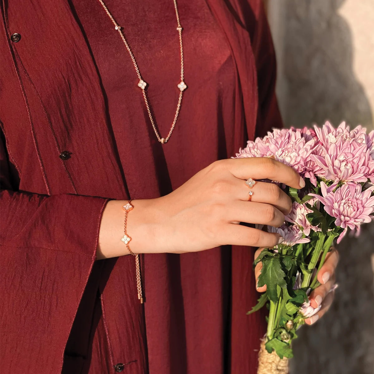 ميني جوري / إسورة اللؤلؤ بلون الروز قولد