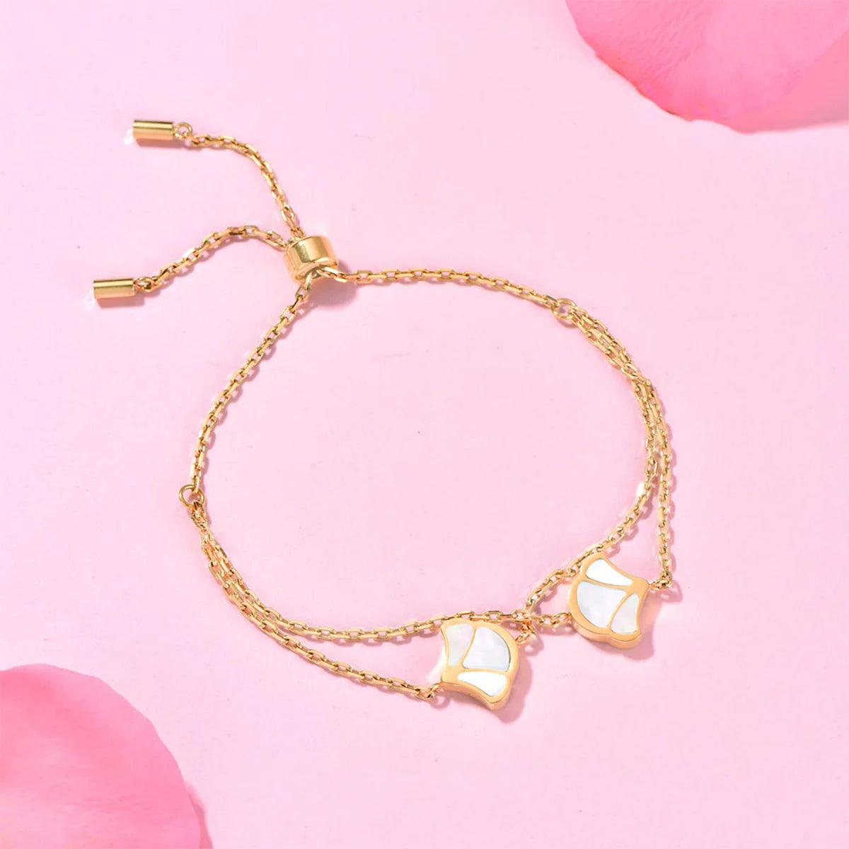 توليب /  إسورة اللؤلؤ باللون الذهبي