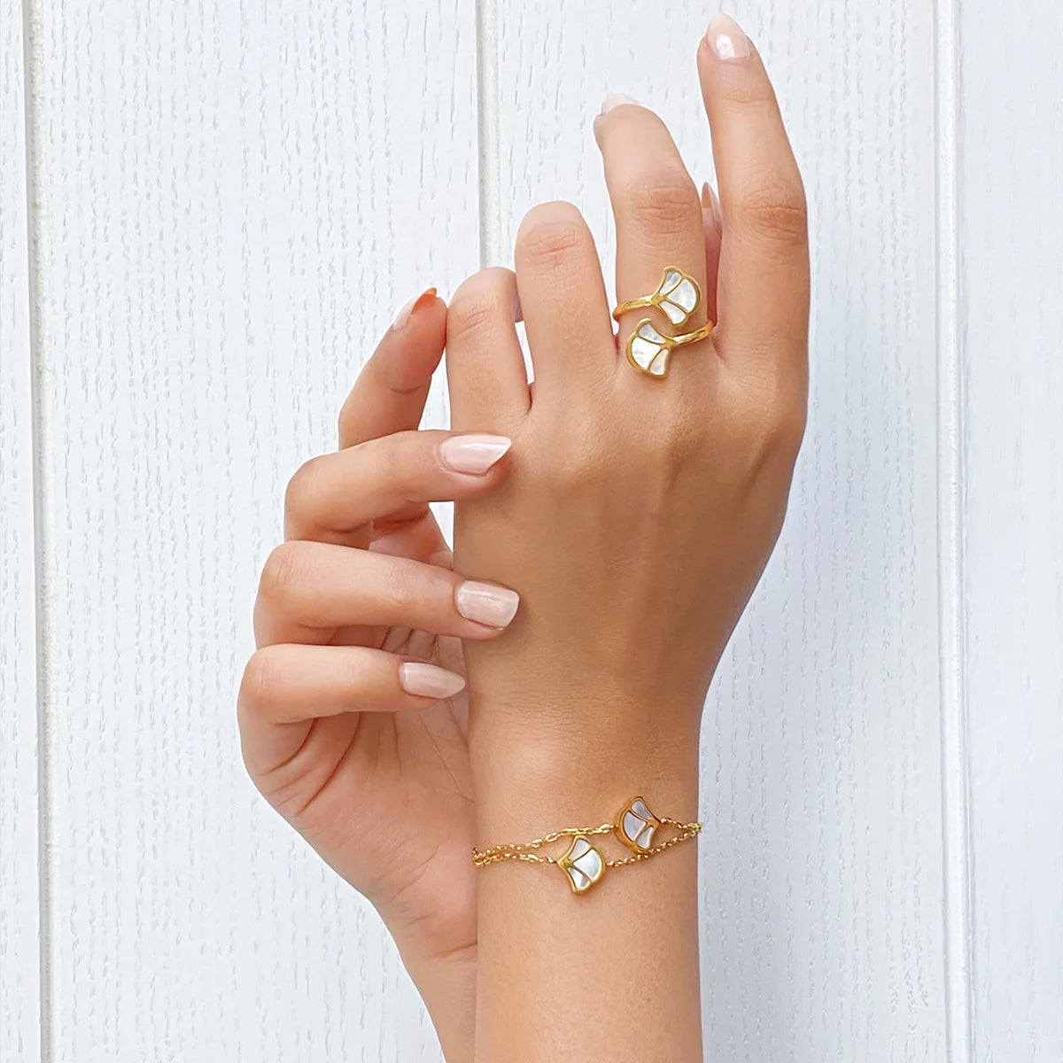 Tulip / Ring Pearl Gold