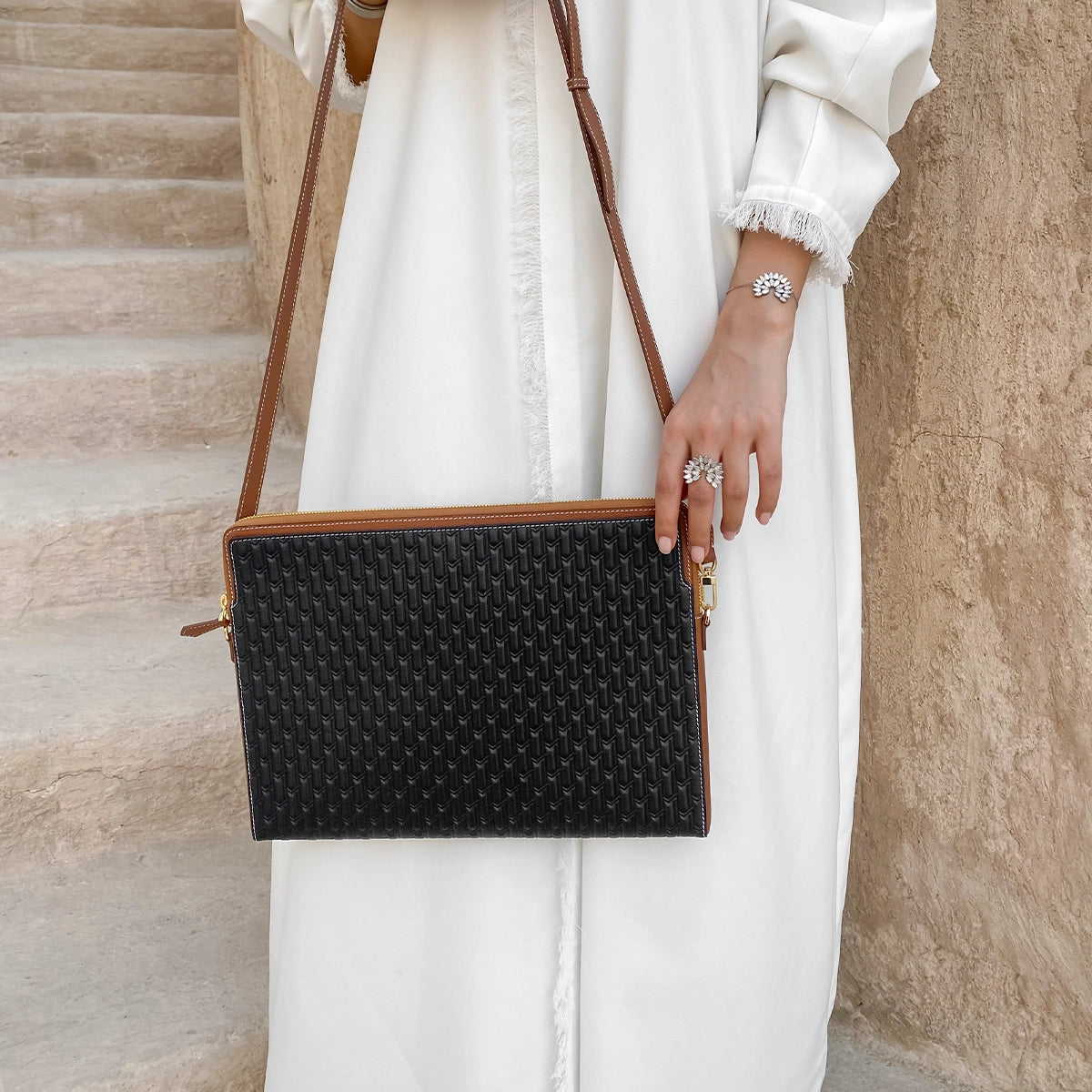 Laptop Sleeve / Black & Tan