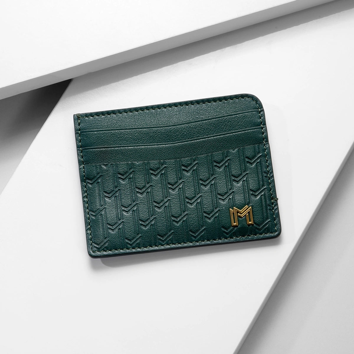 جلد ايطالي اخضر/ ذهبي