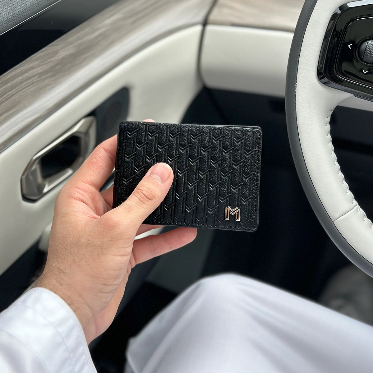 Camel Leather Black / Silver