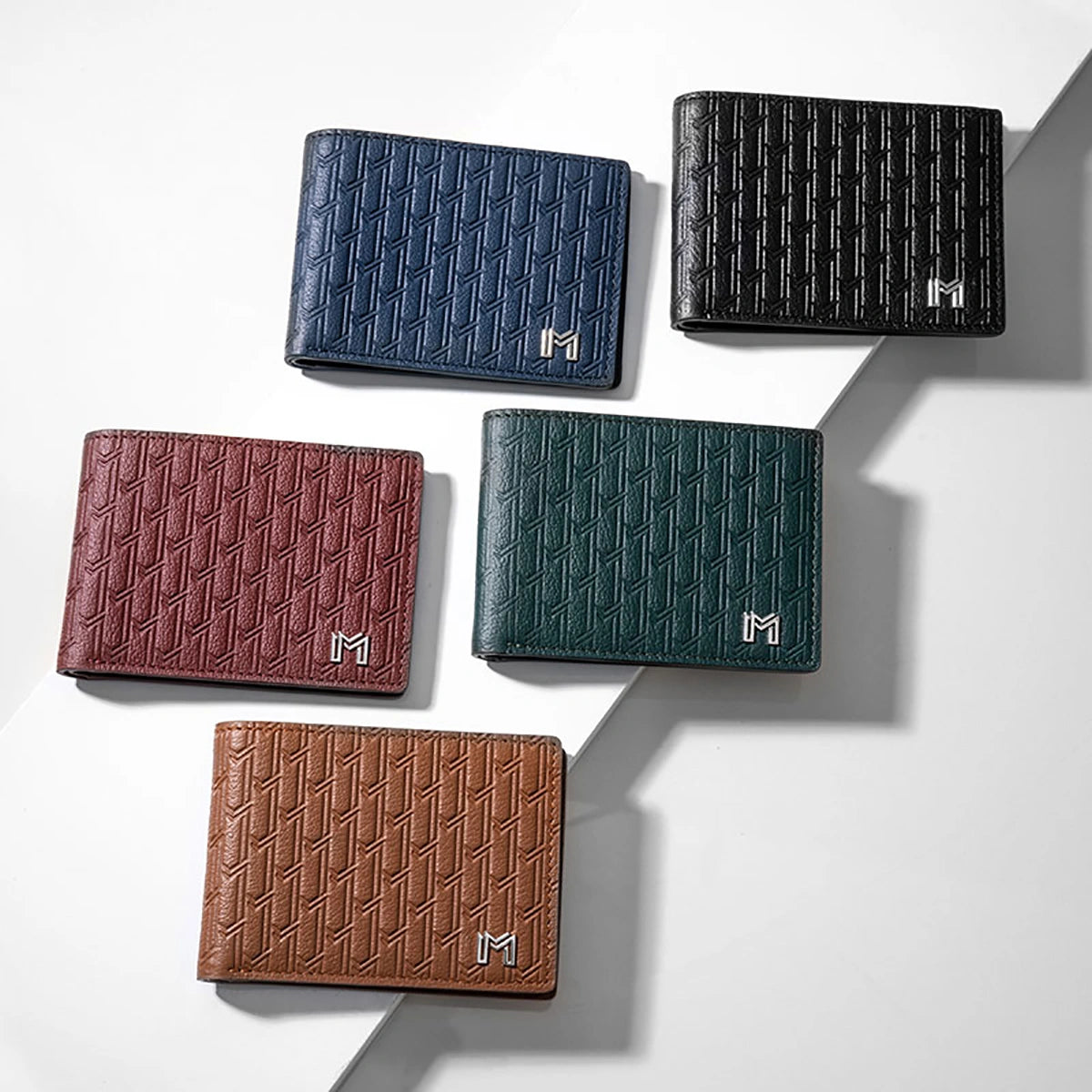 جلد الجمل بورغندي / فضي