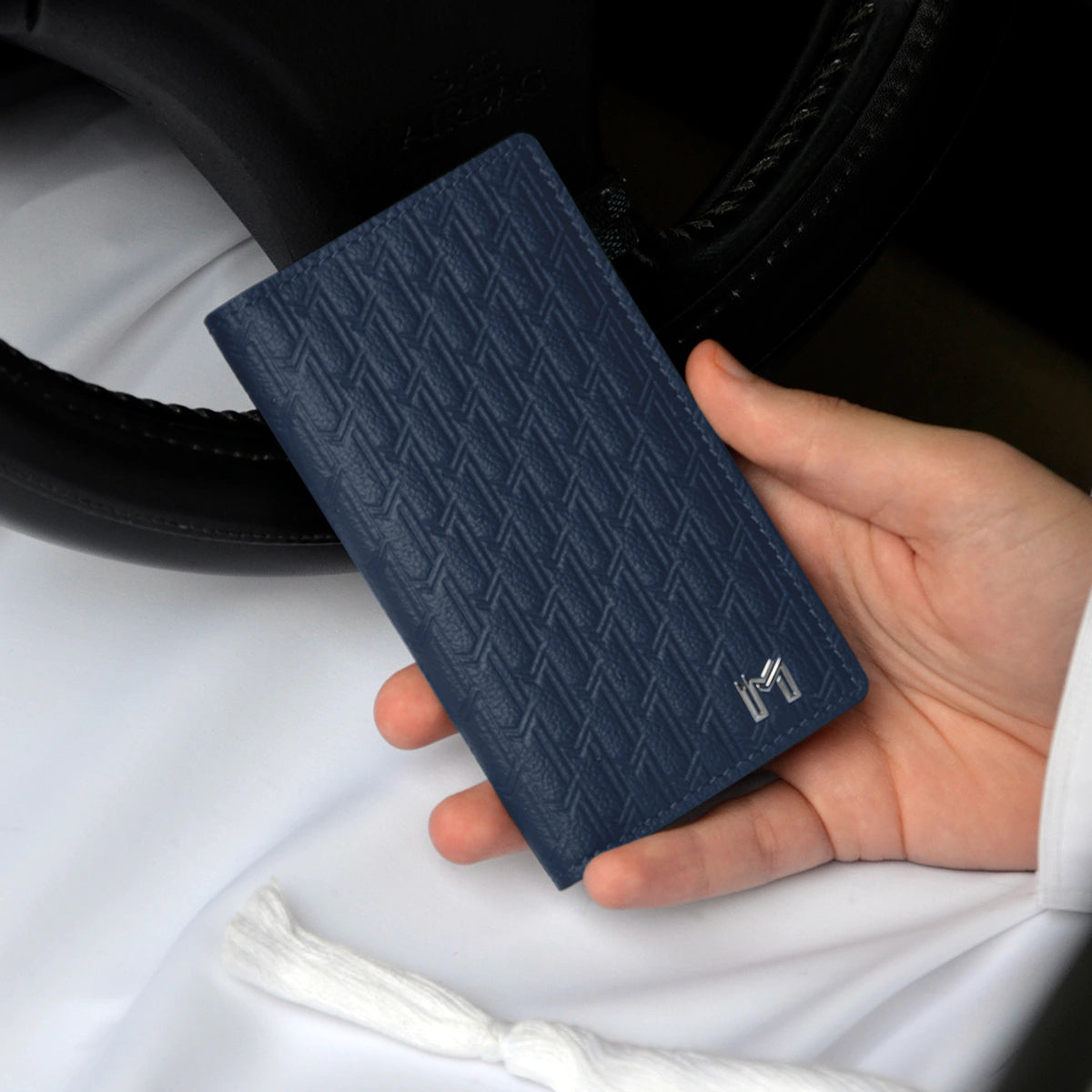 Camel Leather Navy / Silver