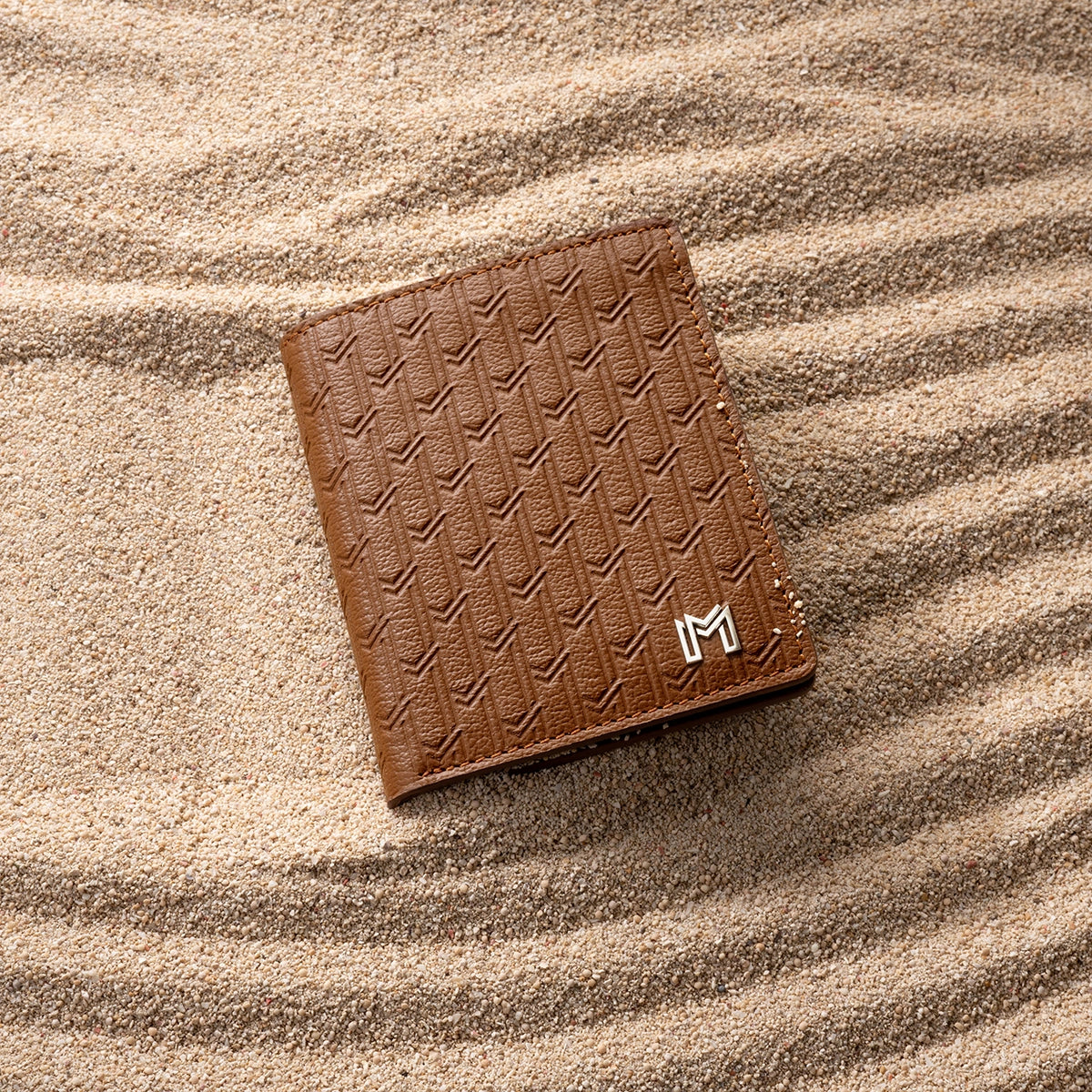 جلد الجمل تان / فضي