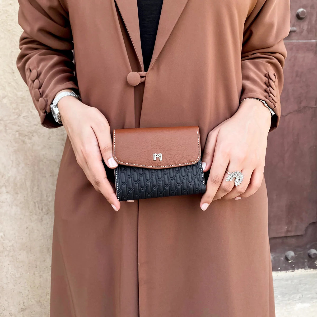 شنطة اليد اليازية / بورغندي