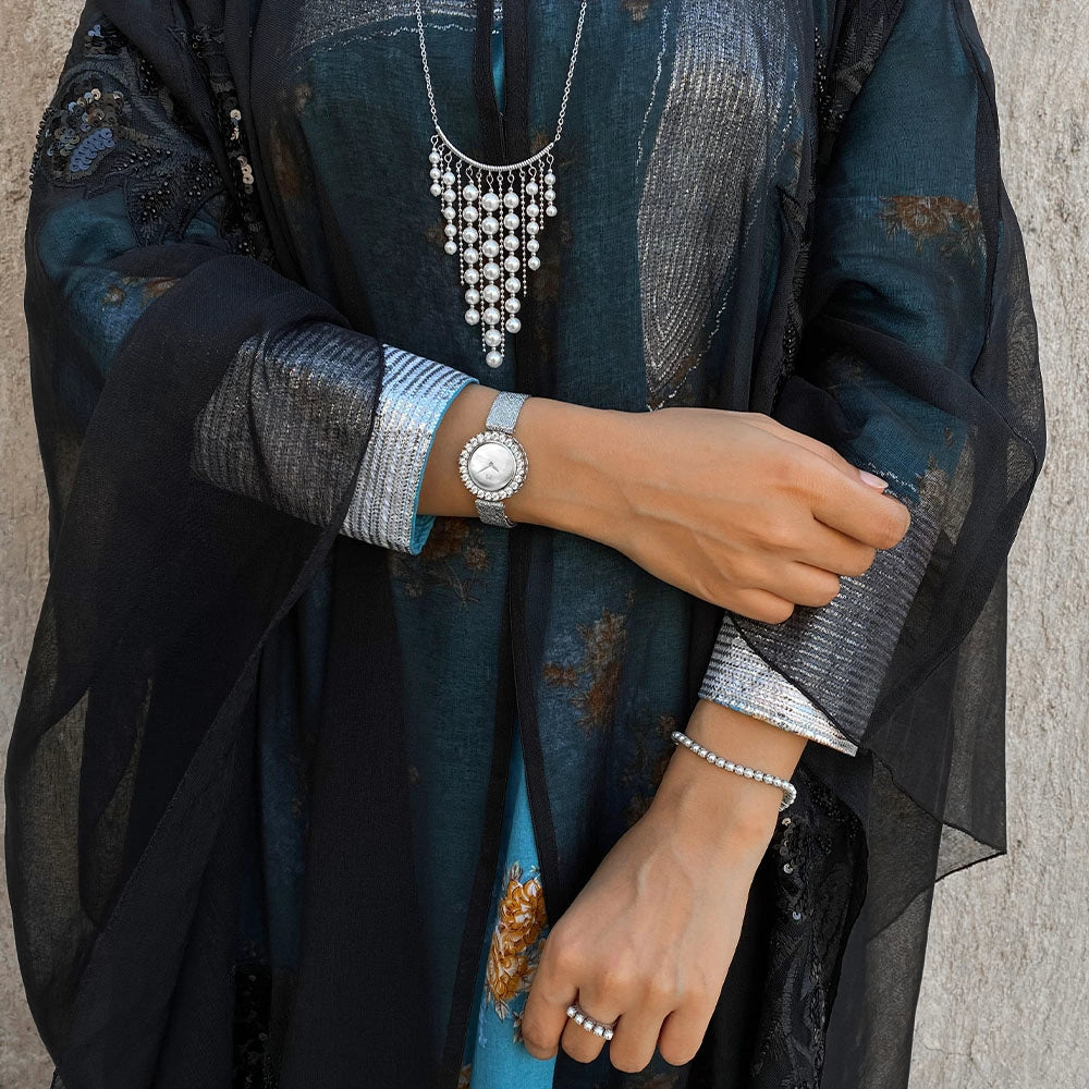 سيمفوني / قلادة فضية