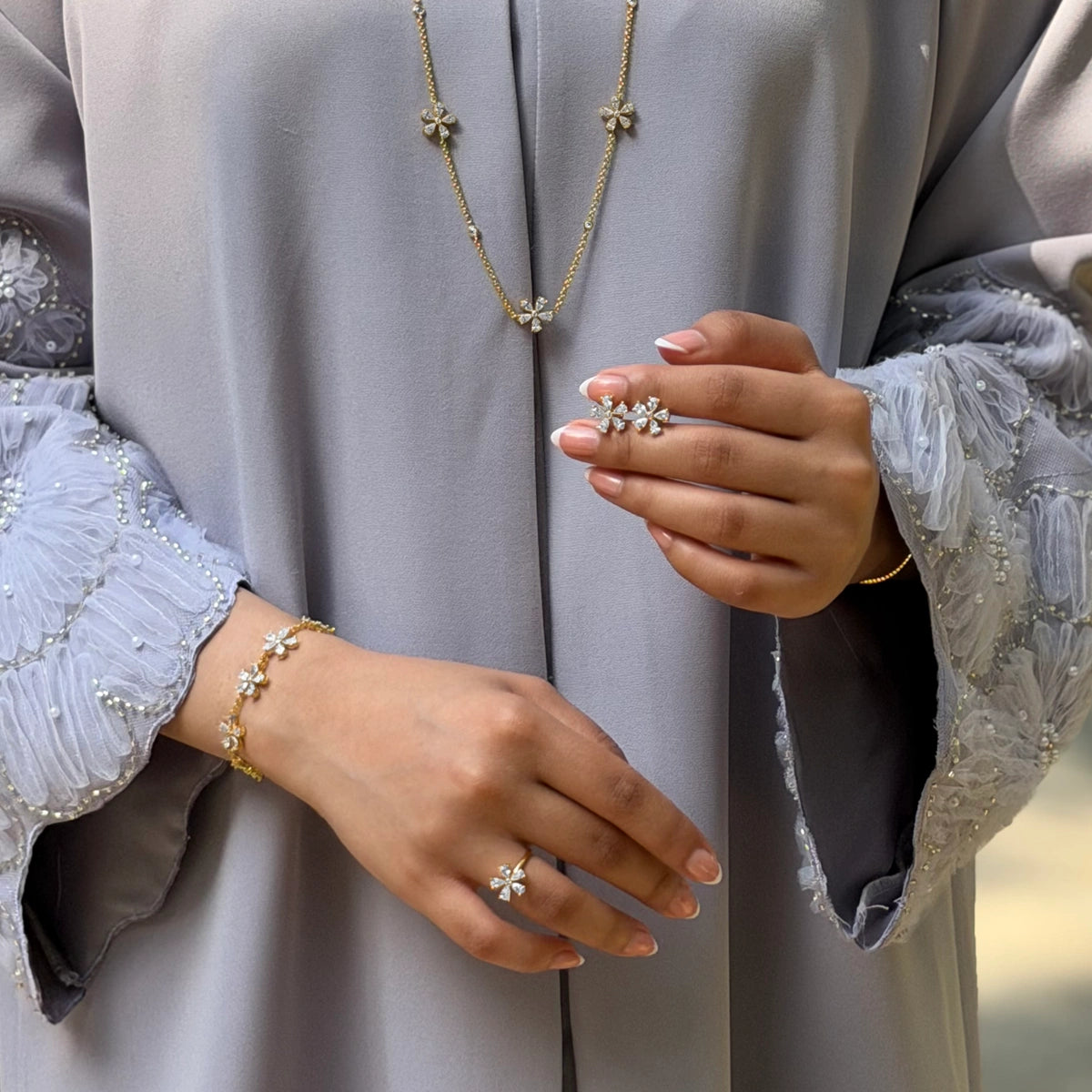 Daisy Flower / Earrings Gold